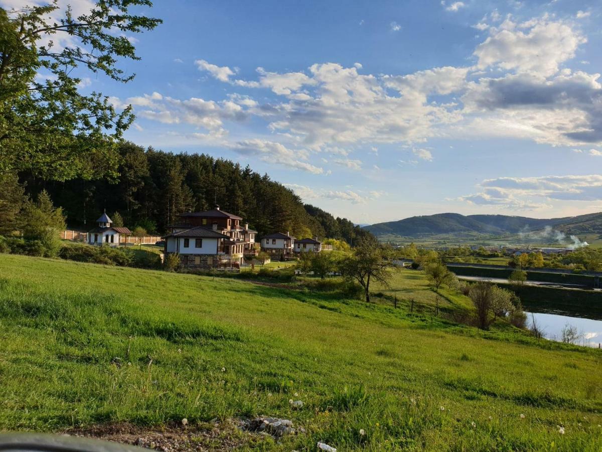 Хотел Планински Кът Dorkovo Exterior photo